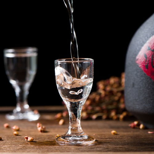 白酒價(jià)格波動(dòng)背后 酒企和經(jīng)銷商相愛相殺,培育新市場成必選項(xiàng)